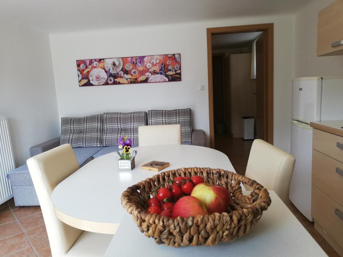 Apartments Mas Dovje ภายนอก รูปภาพ